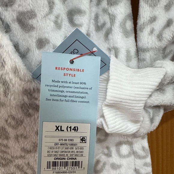 Cat & Jack Gray Leopard Plush Hooded Pajama Onesie - Picture 7 of 7